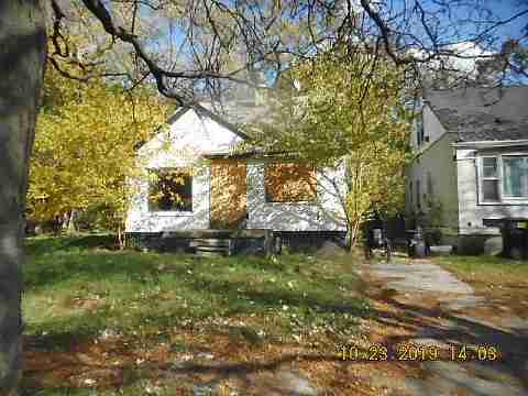 19722 Archdale (6)_m.jpg